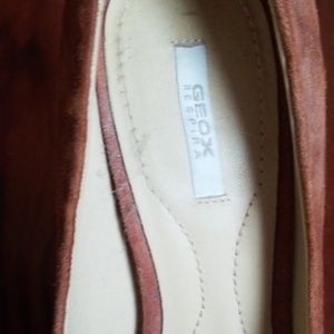 Geox open toe pumps